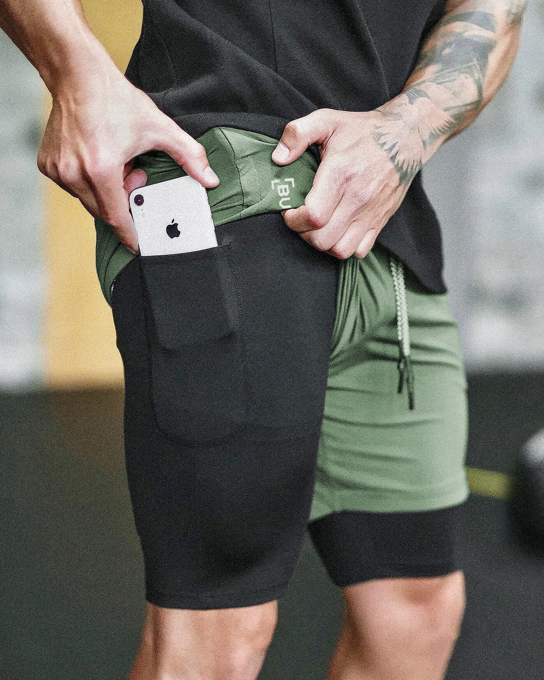 Men’s Pocket Compression Shorts  Quick Dry, Breathable, Moisture-Wicking Sports Base Layer for Training & Gym