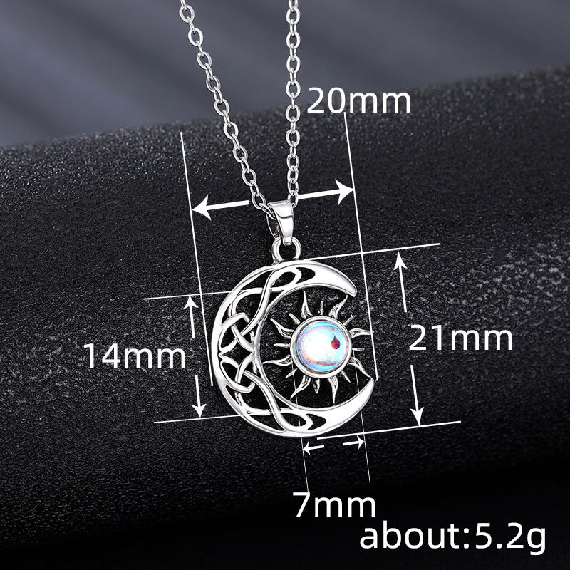 Sun & Moon Pendant Necklace Unisex Moonlight Clavicle Chain Niche Geometric Jewelry Gift